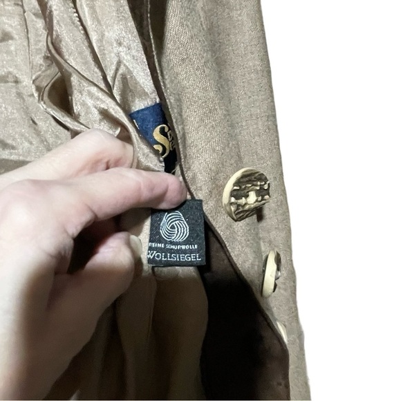 Your Sixth Sense Wool and Velvet trim Short Riding Jacket artifical wood buttons - Picture 13 of 14
